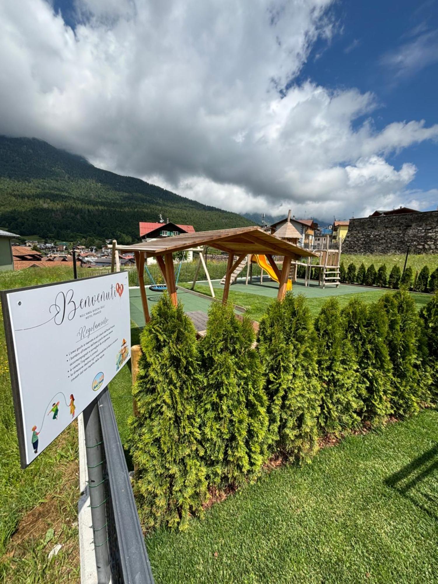 Hotel Franco Andalo Buitenkant foto